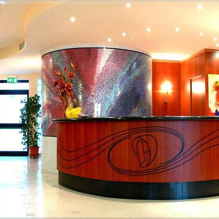 فندق دوكا ديجلي أبروزي Montesilvano Marina المظهر الخارجي الصورة