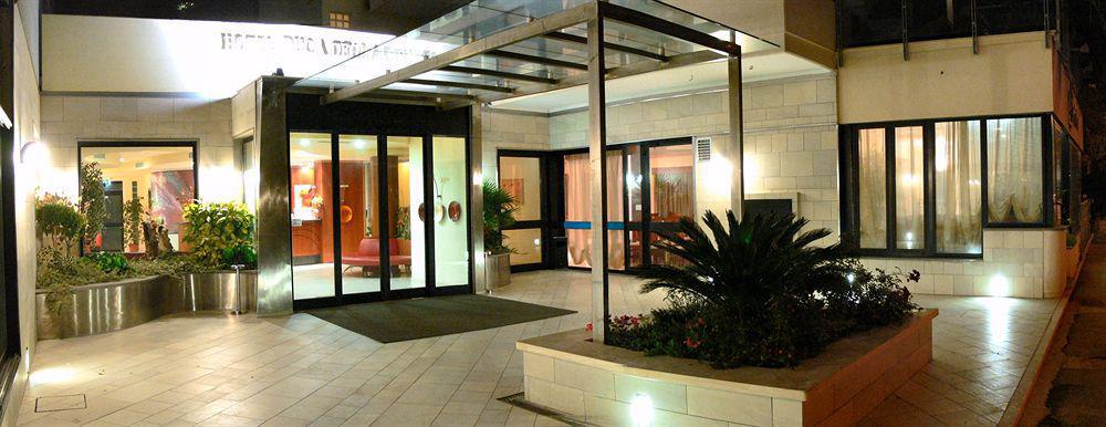 فندق دوكا ديجلي أبروزي Montesilvano Marina المظهر الخارجي الصورة
